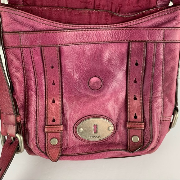 Fossil Maddox Purple Leather Flap Buckle Crossbody Purse - Picture 12 of 16